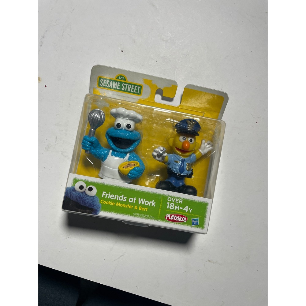 Playskool Sesame Street Friends at Work Kids 18M-4Y Blue Cookie Monster Bert Toy